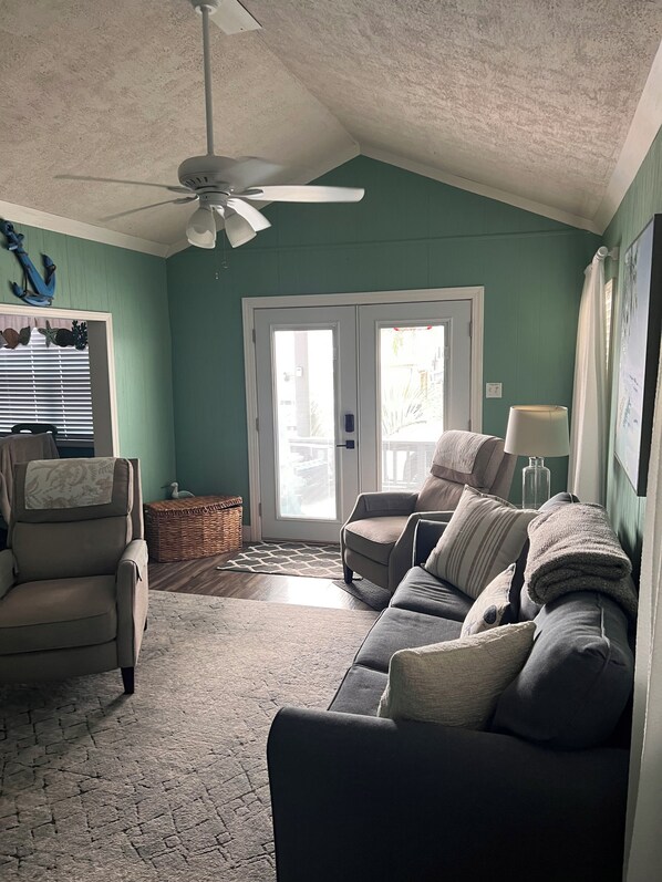 Smart TV y reproductor de DVD 