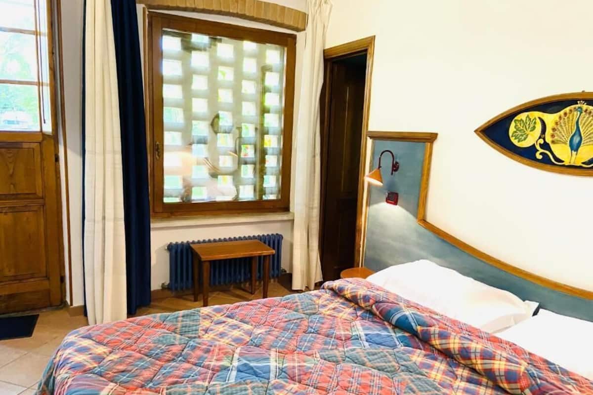 Economy Double Room, Garden View | Desk, free WiFi