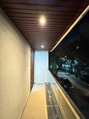 Property grounds - Nightingale Retreat: Spacious 1BHK by Bleisure (Pimpri-Chinchwad)