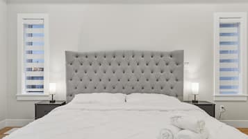 3 bedrooms, desk, iron/ironing board, free WiFi