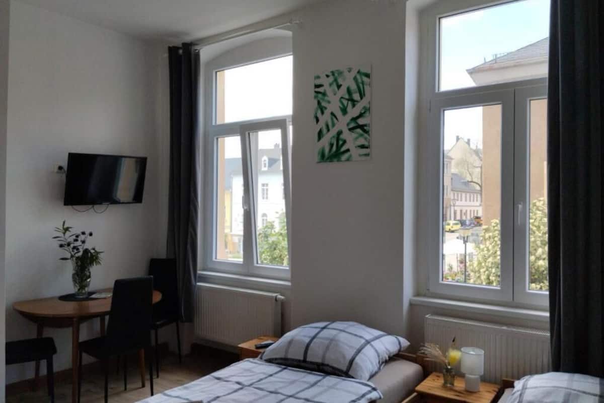 Estudio Confort, baño privado | Cortinas blackout, insonorización y wifi gratis