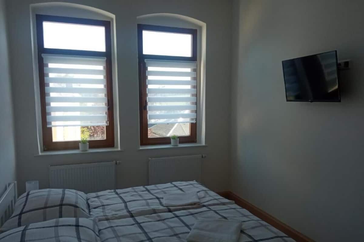 Habitación doble superior, baño privado | Cortinas blackout, insonorización y wifi gratis