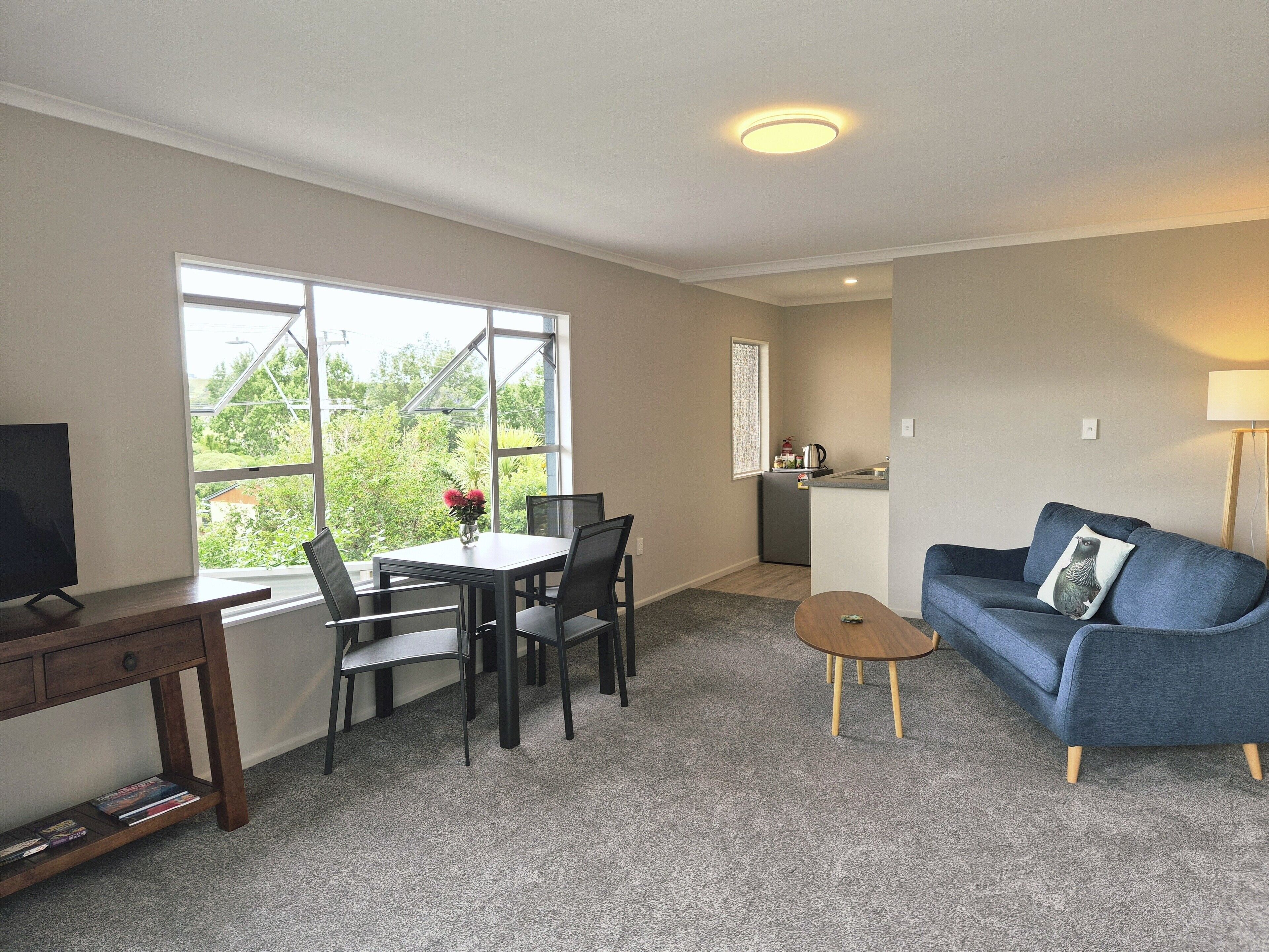 Apartment, Balcony, Ocean View | Living area