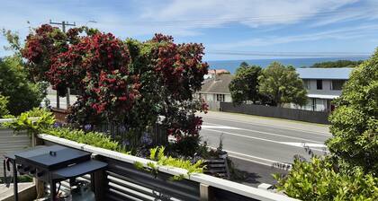 Centrally located Hilltop Apartment