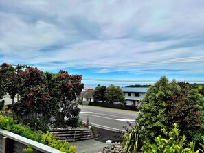 Apartament, balcó, vistes a l'oceà | Àrea exterior de l'allotjament