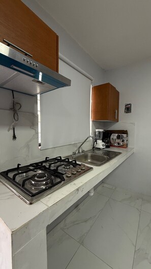 Basic Apartment, Patio | Private kitchen - Residencia Gran Coyula Orange 508 (Villa de Cos)