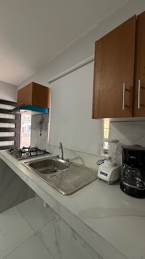 Basic Apartment, Patio | Private kitchen - Residencia Gran Coyula Orange 508 (Villa de Cos)