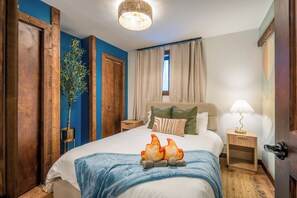 5 makuuhuonetta, vauvan matkasänky, ilmainen Wi-Fi, vuodevaatteet