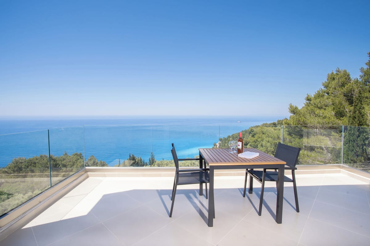 Suite, balcony, sea view | View from room
