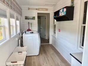 Interior - Peaceful, Easy Feeling Riverhouse (Fries)
