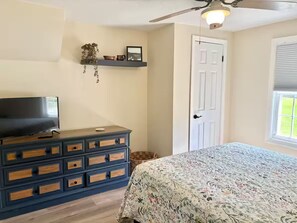 3 bedrooms, free WiFi, bed sheets - Peaceful, Easy Feeling Riverhouse (Fries)