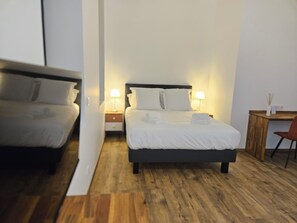 1 bedroom, desk, free WiFi, bed sheets - La Bastide Foch - Quiet & comfort in the city center (Salon-de-Provence)