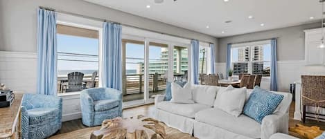 Smart-TV, peis, fotballspill og musikkbibliotek