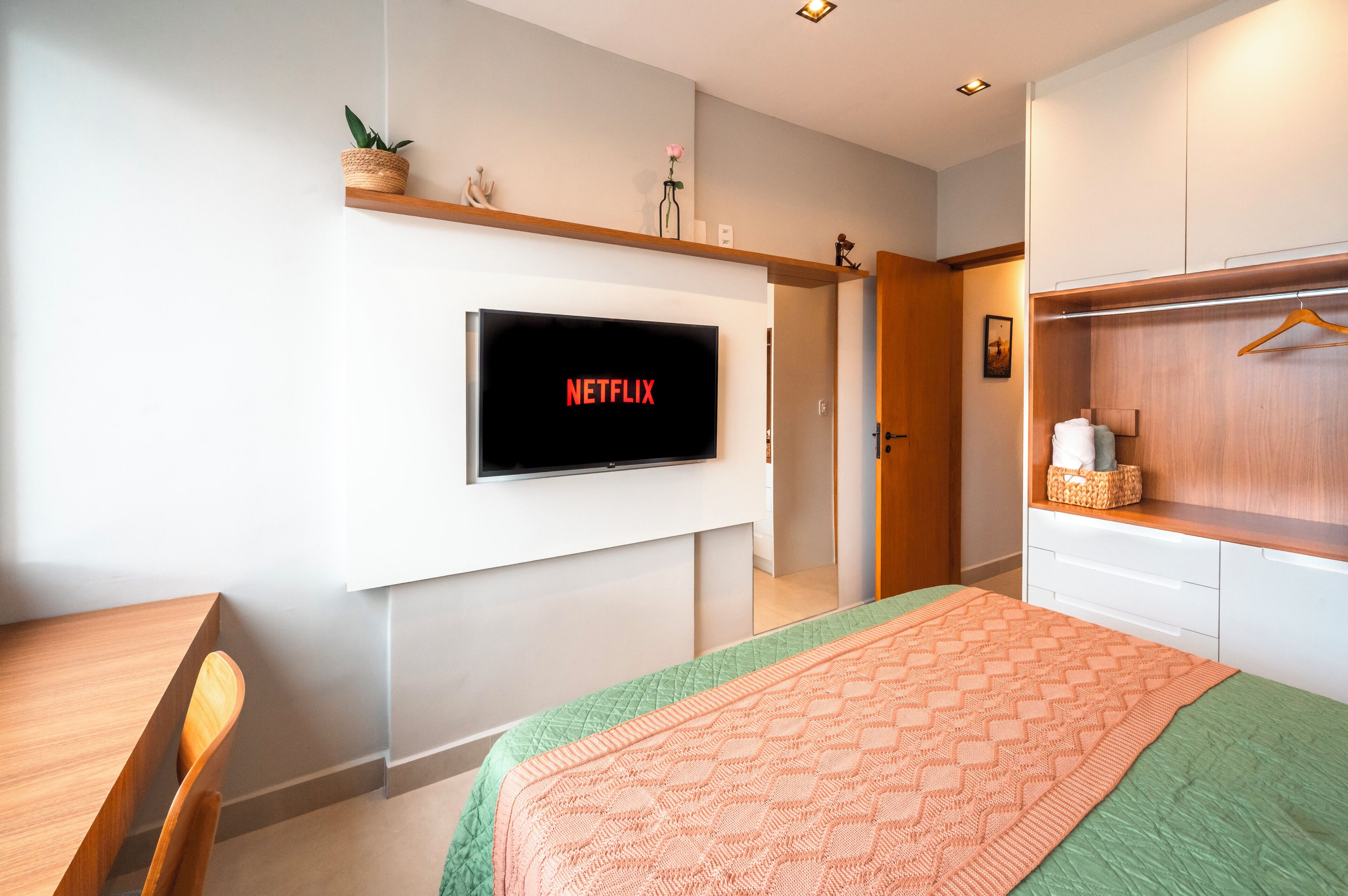 1 bedroom, iron/ironing board, free WiFi, bed sheets