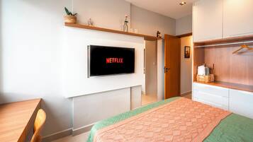 1 bedroom, iron/ironing board, free WiFi, bed sheets