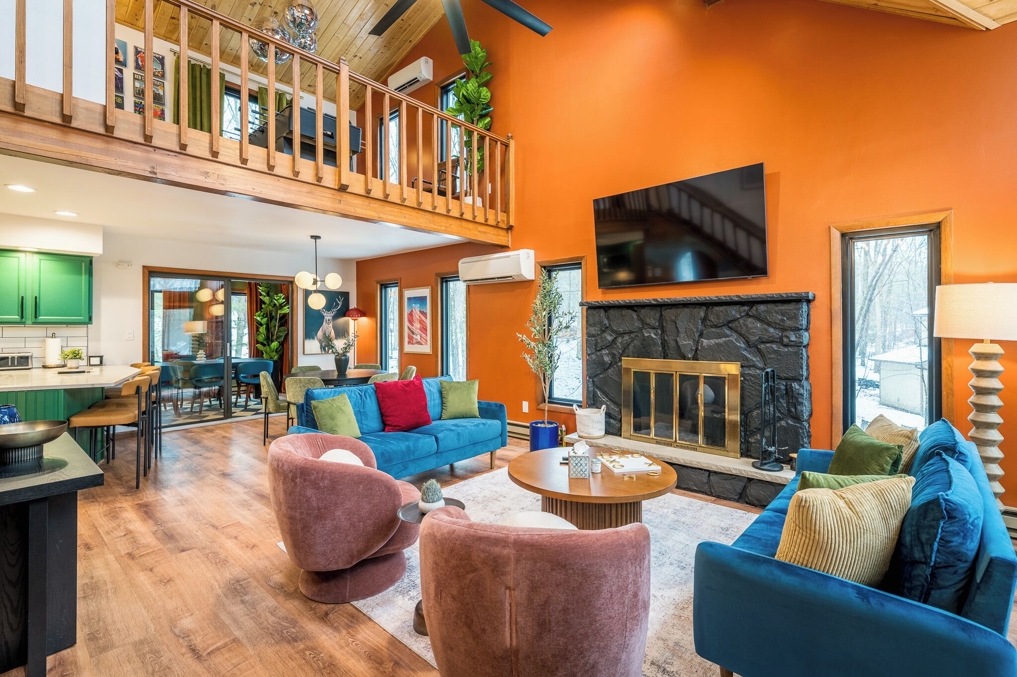 智能电视、电子游戏、桌上足球、书