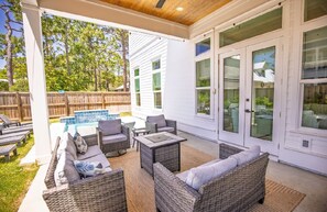 Terrace/patio - Luxury Seagrove Beach Home w Private Heated Pool, Golf Cart & Bikes (Santa Rosa Beach)