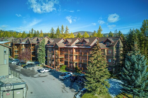 Cozy Kimberley Condo with Private Hot Tub