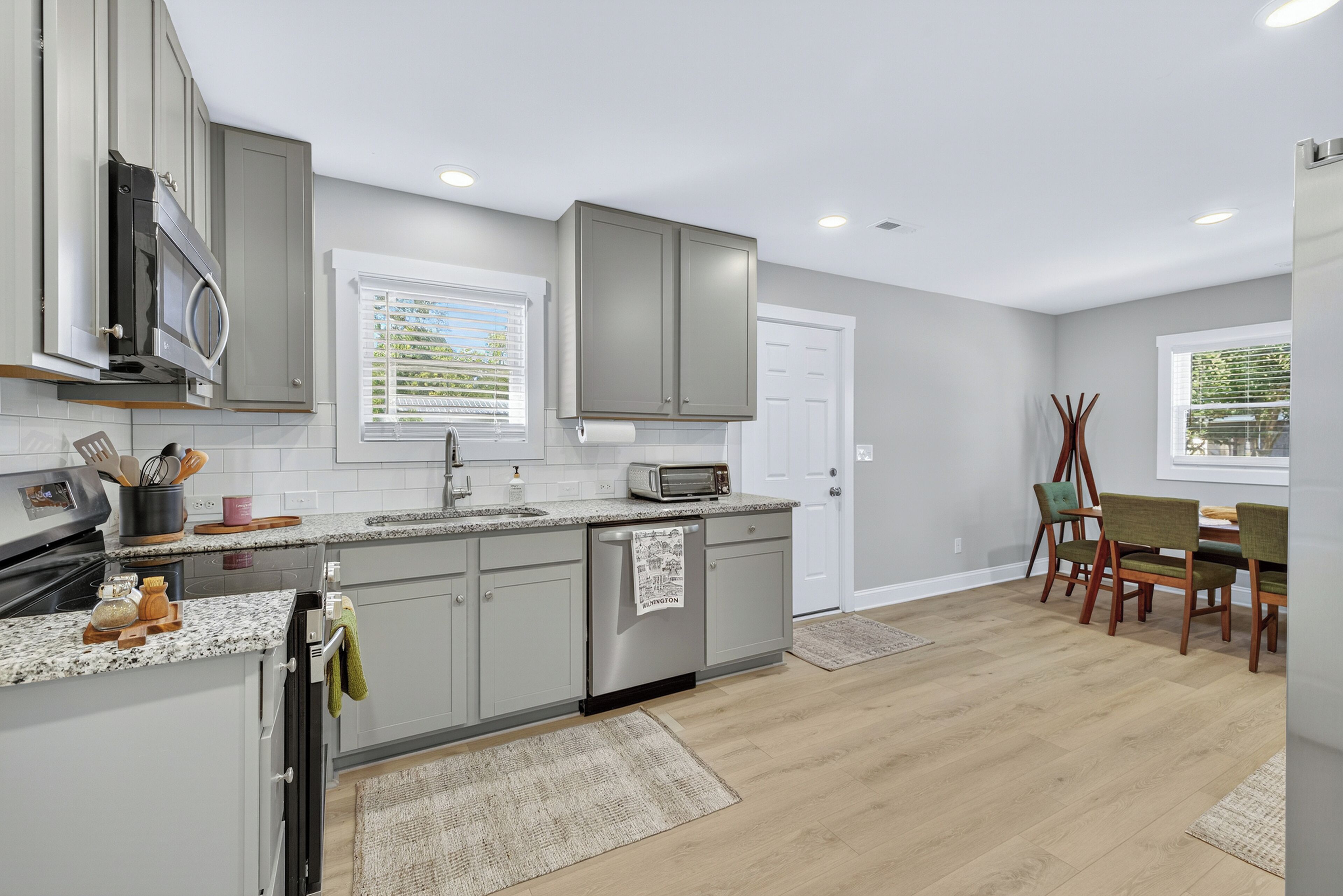 Micro-ondas, fogão, cooktop, lava-louças