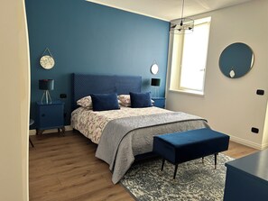 2 bedrooms, desk, free WiFi, bed sheets - At Avenue 2 (Negrar di Valpolicella)