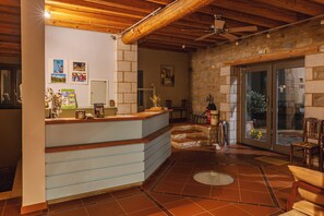 Reception - Taleton Eco Guesthouse (Sparta)