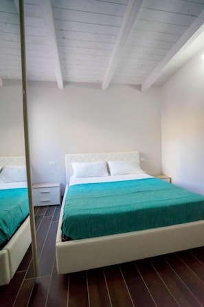 Classic Apartment, Patio, Garden View | Free WiFi