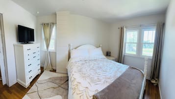 3 bedrooms, WiFi, bed sheets