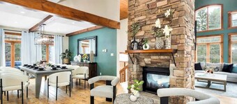 Best Location Chalet Step to Ski-Village-Extra Large Hottub