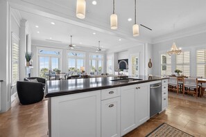 Interior - New Beachfront Listing - Heated Pool, Golf Cart, Elevator, Steps to Best Beach (Galveston)
