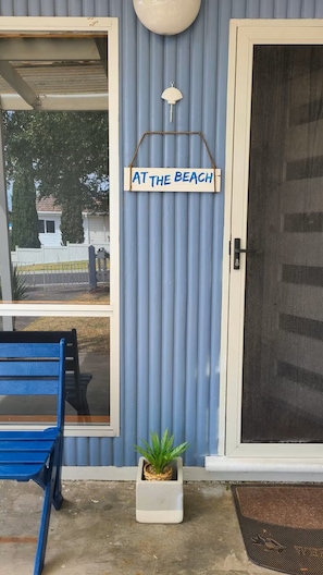 Exterior detail - 
Pet Friendly Beach House – 100m to Rosebud Beach (Rosebud)