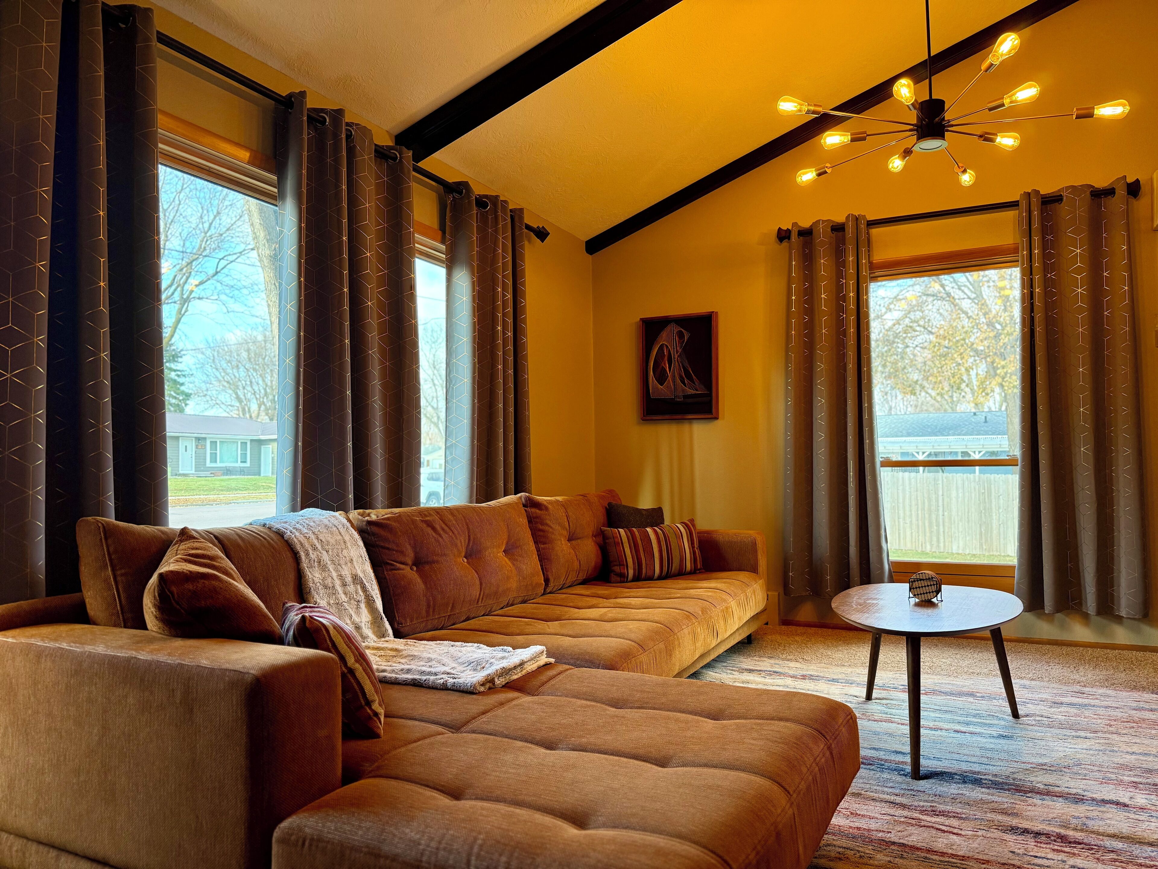 智能电视、壁炉