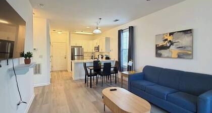 Peaceful Golf Course Retreat,2BR First-Floor Condo