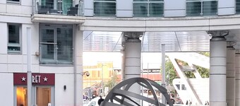 River Thames Luxury Apartment