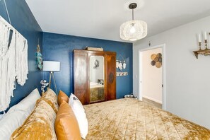 5 slaapkamers, een strijkplank/strijkijzer, wifi, beddengoed