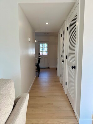 Interior - Old Village Townhome: Dog Friendly, Fireplace, Pool (Mount Pleasant)