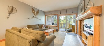 Kimberley Ridge condo with private hot tub