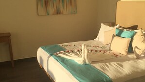 Unclassified image, 5 of 10, button - Three Bedroom Ocean Front (Bajos de Chila)