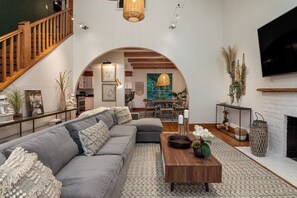 Smart TV - Heartwood Manor (Asheville)