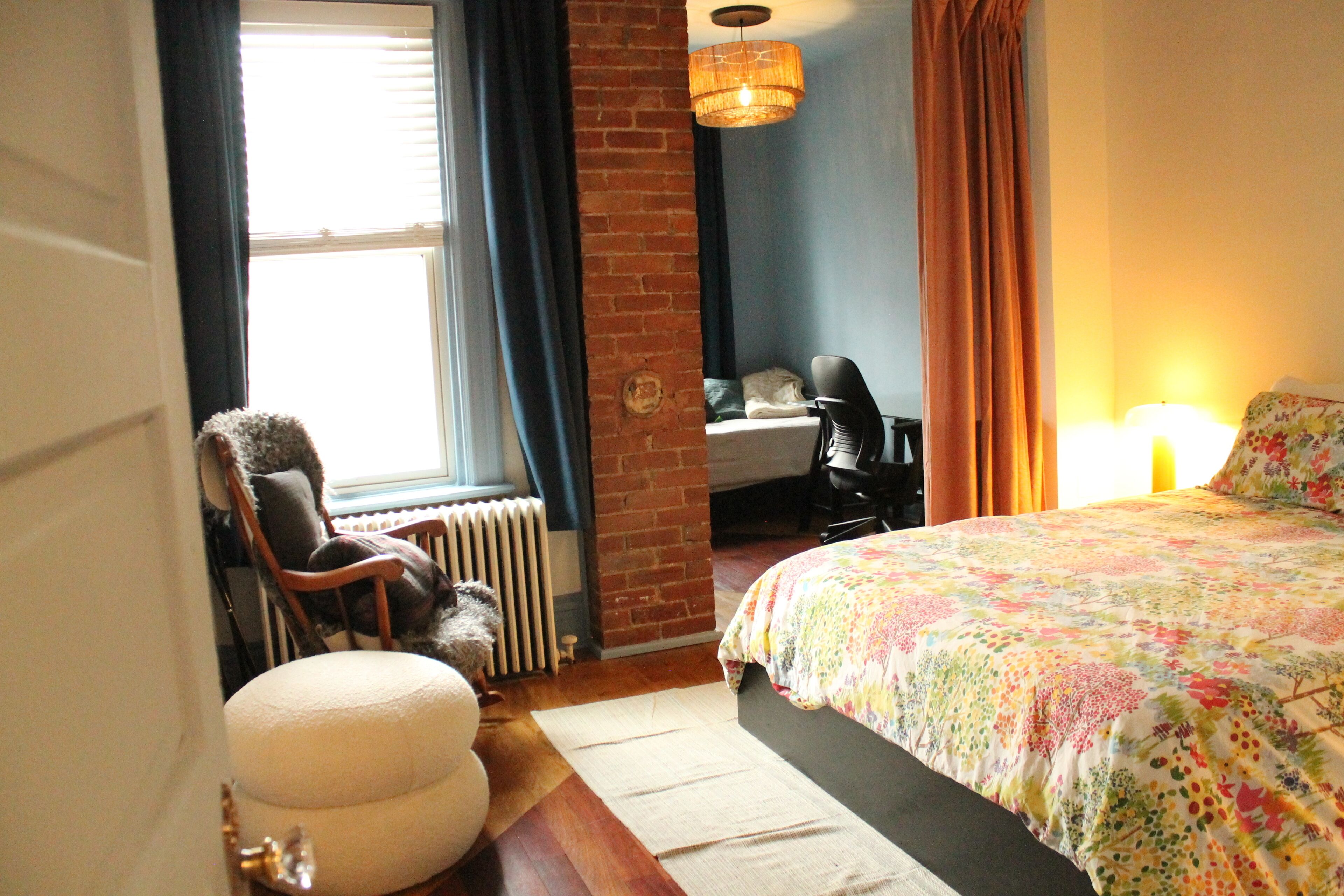 2 chambres, fer et planche à repasser, Wi-Fi, draps fournis