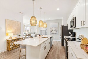 Fridge, microwave, oven, stovetop - Sea La Vie Corner Condo at Gulf Place Wraparound Balcony & Beach Access (Santa Rosa Beach)