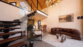 Luxury Bungalow, Private Pool, Garden Area | Desk, laptop workspace, free WiFi