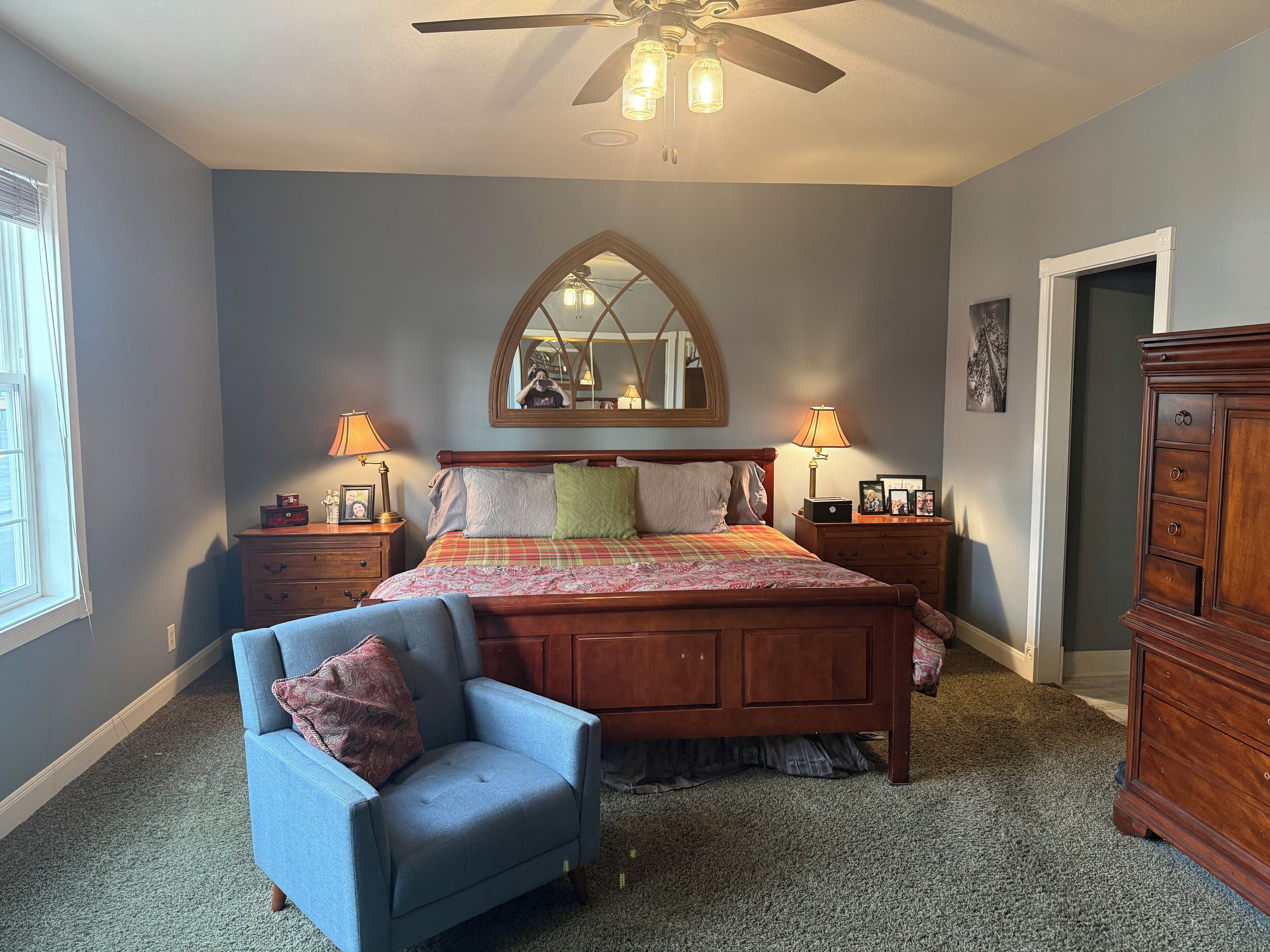 3 chambres, fer et planche à repasser, Wi-Fi, draps fournis