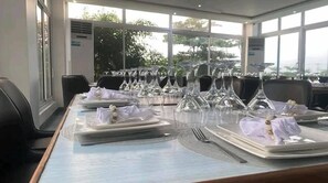 Restaurant - HOTEL COPACABANA BEACH KRIBI (Kribi)