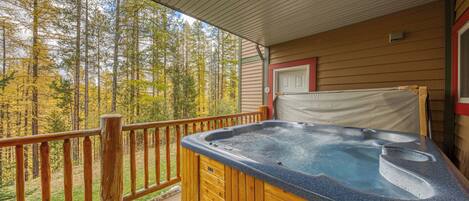 Tina de hidromasaje al aire libre