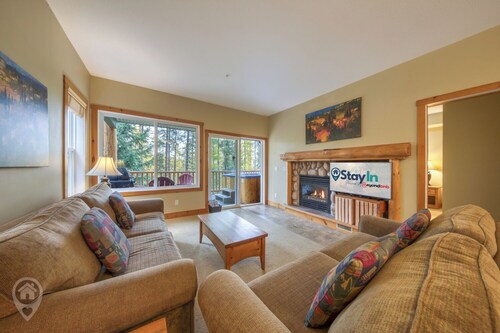 2BR Kimberley Ridge Condo – Hot Tub & Ski Access