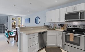 Fridge, microwave, oven, stovetop - Three Bedroom Three Bath Beachfront (South Padre Island)