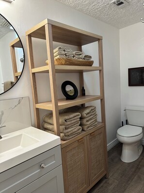 Hårtørrer, håndklæder, Sæbe, Shampoo