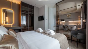 Appartamento, 1 letto king con divano letto, balcone, vista città