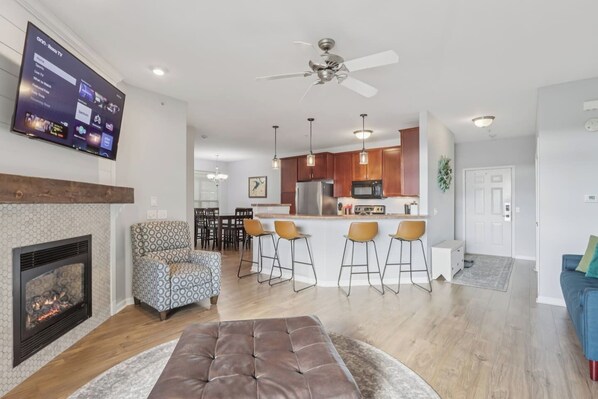 Living area - Dells Retreat at Delton Grand (Wisconsin Dells)