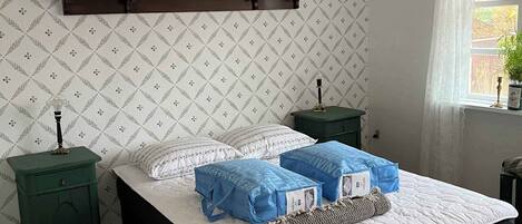 Een strijkplank/strijkijzer, gratis wifi